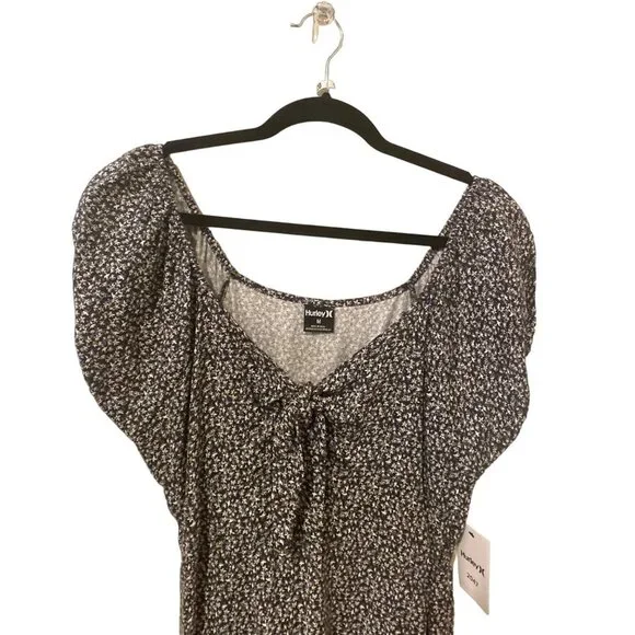 NWT Hurley Juniors' Keyhole Mini Dress - Fawn Ditsy, Size Medium - Picture 3 of 10